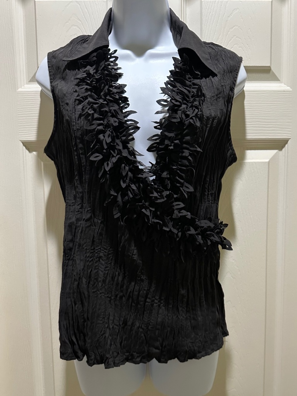Kaelyn Max, black sleeveless ruffle blouse, size L